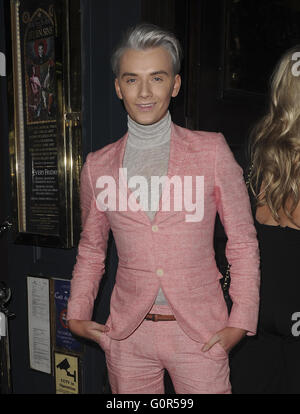 Prominente besuchen Jordan Davies-Party im Café de Paris Featuring: Harry Derbidge Where: London, Vereinigtes Königreich bei: 3. April 2016 Stockfoto