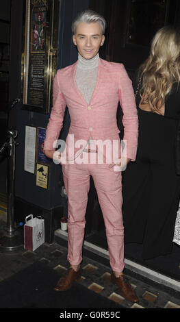 Prominente besuchen Jordan Davies-Party im Café de Paris Featuring: Harry Derbidge Where: London, Vereinigtes Königreich bei: 3. April 2016 Stockfoto