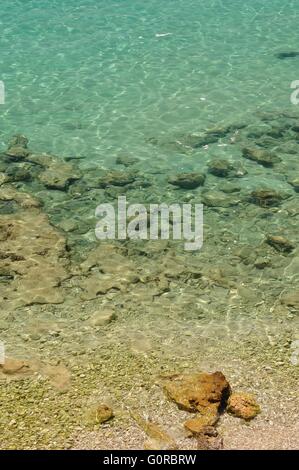 Kristallklaren Meer am Strand Zlatni Rat (Goldenes Kap) in Bol auf der Insel Brac in der Split-Dalmatien County Kroatien Stockfoto