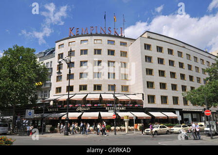 Kempinski Hotel Bristol, Kurfürstendamm, Charlottenburg-Wilmersdorf, Berlin, Deutschland / Kurf? Rstendamm Stockfoto