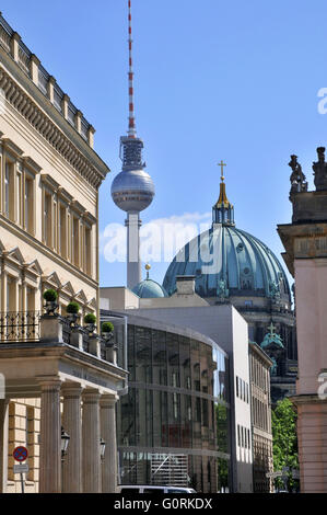 Palais am Festungsgraben, Deutsches Historisches Museum, Fernsehturm, Fernsehturm, Berliner Dom, Kuppel, Unter Höhle Linden, Mitte, Berlin, Deutschland / Deutsche Historische Museum, DHM, Berliner Dom Stockfoto