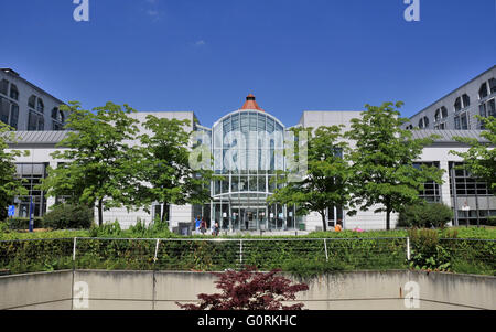 Hauptgebäude, Rudolf Virchow Krankenhaus, Charite Klinik Campus Wedding, Mittelallee, Augustenburg Universitätsplatz, Hochzeit, Berlin, Deutschland / Augustenburger Platz Stockfoto