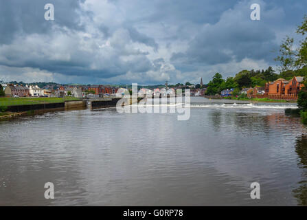 Karottenhosenträger Wehr Exeter Devon UK Stockfoto