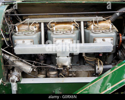 Der 6-Zylinder-Motor von 1914 American LaFrance "Simplex" (USA) Registrierung DS8683, New York, USA von Smith und Mabley gebaut. Stockfoto