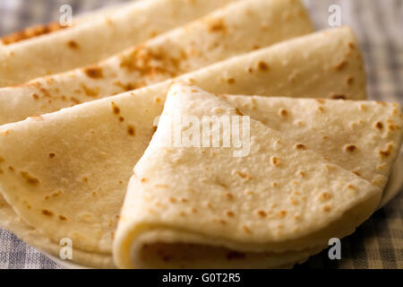 Traditionelle indische Roti Ready to Serve Stockfoto