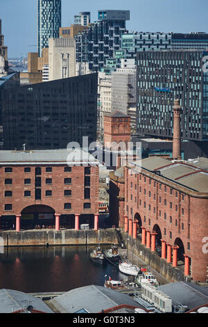 Dock-Liverpool Albert Dock Gebäude in der Nähe, Detail, das äußere der Albert Dock ein Komplex von ist Gebäuden und Hallen in Live Stockfoto