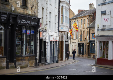 Hexham Marktstadt Zivilgemeinde Northumberland Marktstraße vom historischen Marktplatz Geschichte wichtige signifikante Bungalow Stockfoto