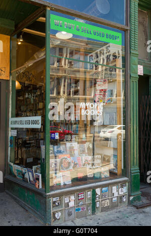 Kurzsichtige Buch speichern in dem trendigen Wicker Park Viertel im Westen der Stadt-Gemeinde in Chicago, Illinois, USA Stockfoto