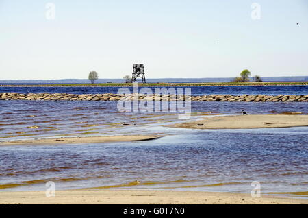 Pärnu Wellenbrecher an einem sonnigen Sommertag, 2016 Stockfoto