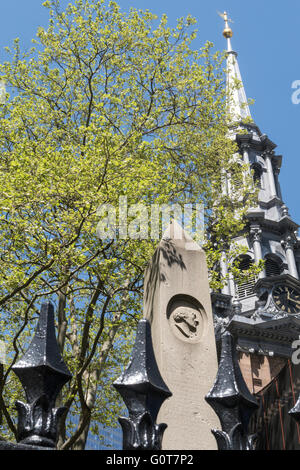 Friedhof von St. Pauls Kapelle, Lower Manhattan, NYC, USA Stockfoto