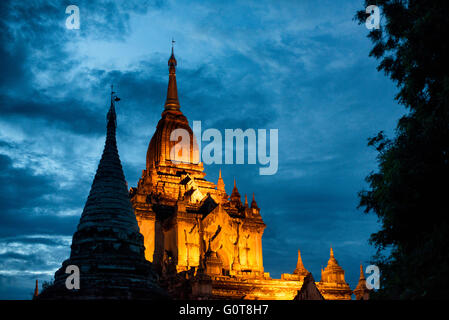 BAGAN, MYANMAR--Gawdawpalin Tempel ist der zweite höchste der Tempel in Bagan archäologische Zone und befindet sich in der Zone Nordwest-Ecke in Old Bagan. Es ist auch bekannt als Gaw-Daw-palin Tempel. Es wurde von 1174 bis 1227 gebaut. Stockfoto