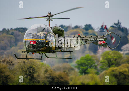 Der Sioux ist ein dreisitziger Beobachtungs- und Trainingshubschrauber, der von Westland aus einem Bell-Design für das Army Air Corps gebaut wurde. Bell 47 XT131 Stockfoto