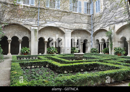 Die Cloistre et Clinique de St. Paul de Mausole, Frankreich. Das Asyl, wo Van Gogh selbst als Patient aufgenommen. Stockfoto