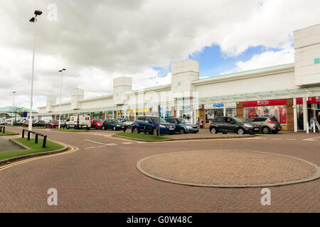 Insel Grün Shopping Park in Wrexham früher die Insel Grün Brauerei Stockfoto