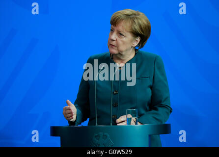 BKin Angela Merkel - Treffen der dt. Bundeskanzlerin Mit Dem Praesisenten der Palaestinensischen Autonomiebehoerde Bundeskanzle Stockfoto