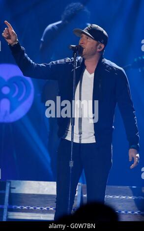 Austin, TX, USA. 30. April 2016. Cole Swindell in Anwesenheit für 2016 iHeartCountry Festival, Frank Erwin Center, Austin, TX 30. April 2016. © MORA/Everett Collection/Alamy Live-Nachrichten Stockfoto