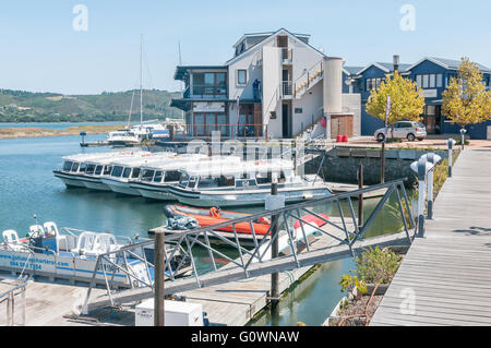 KNYSNA, Südafrika - 3. März 2016: die Hafenstadt auf der historischen Insel Thesens. Stockfoto