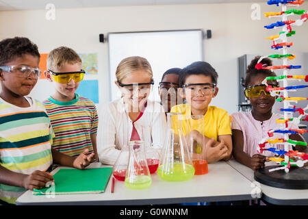 Schüler, die Wissenschaft Stockfoto