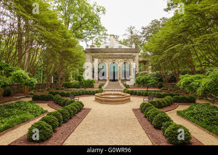 Swan-Haus mit Garten in Atlanta Stockfoto