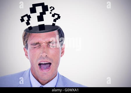 Zusammengesetztes Bild von gestressten Geschäftsmann bekommen Kopfschmerzen Stockfoto