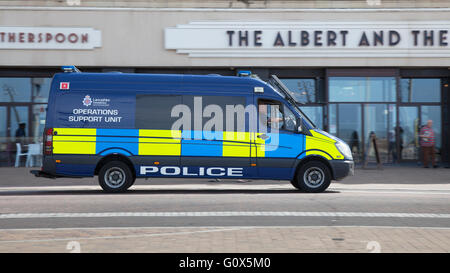 Lancashire Polizeistreife Fahrzeuge in Blackpool, Lancashire, UK Stockfoto