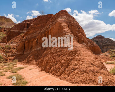 Tecovas und Quartiermeister Schichten (Spanisch Röcke), Lighthouse Trail, Palo Duro Canyon State Park, Canyon, Texas. Stockfoto