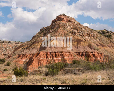 Tecovas und Quartiermeister Schichten (Spanisch Röcke), Lighthouse Trail, Palo Duro Canyon State Park, Canyon, Texas. Stockfoto