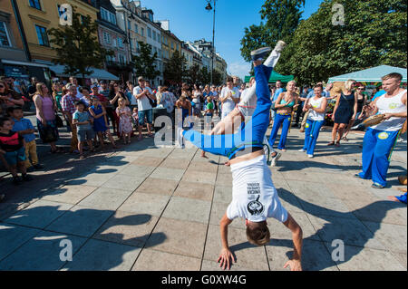 Open-Air-Veranstaltung im Krakowskie Przedmieście von Warschau, die Hauptstadt Polens. Stockfoto