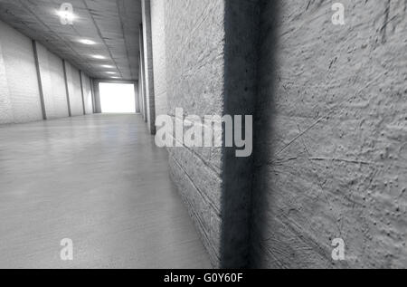 Einen entfernten Blick auf einen dunklen Stadion Sport Tunnel auf eine beleuchteten Arena in der Ferne zu betreten Stockfoto