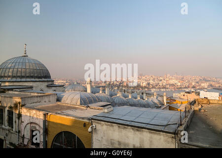 Istanbul, Turkiye - 12. November 2015: Suleymaniye-Moschee und die Gräber der osmanischen Dynastie, Istanbul, Turkiye. Stockfoto