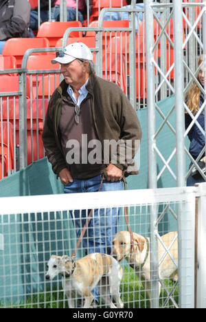 Badminton, UK. 6. Mai 2016. Mitsubishi Motors Badminton Horse Trials. CCI4. CPT Mark Philips Credit: Julie Priestley/Alamy Live-Nachrichten Stockfoto