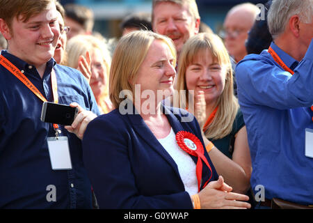 Alexandra Palace, London 6. Mai 2016 - Labour ist Joanne McCartney wiedergewählt als Ratsmitglied für Enfield und Haringey. Bürgermeister von London und London Assembly Wahlen Graf findet statt im Alexandra Palace, North London Credit: Dinendra Haria/Alamy Live News Stockfoto