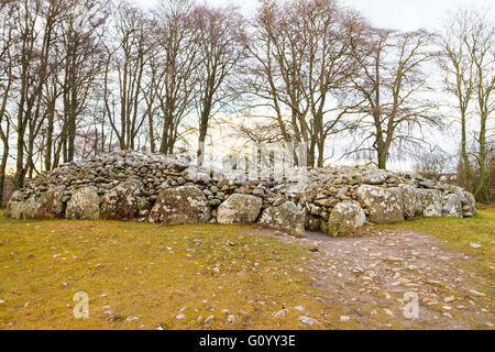 Schloten Cairns, eine Bronzezeit Beerdigung Cairns an der schottischen Highlands, Schottland, UK Stockfoto