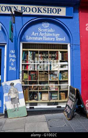 Die Schaufenster der alten Stadt Buchhandlung auf Victoria Straße, Altstadt von Edinburgh, Schottland, Vereinigtes Königreich Stockfoto