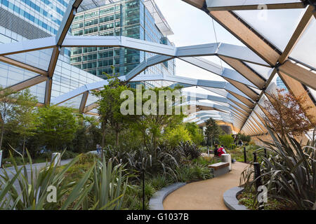 Crossrail Ort Dachgarten, Canary Wharf, London Stockfoto