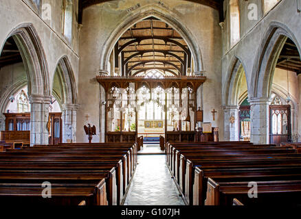 Innenraum der Kirche von St. Johannes der Täufer, in Finchingfield, Essex, England UK Stockfoto