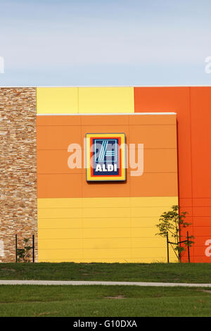 Aldi-Supermarkt in Cranbourne East Melbourne Victoria Australien Stockfoto