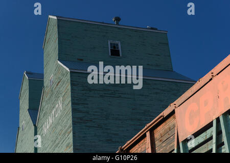 Nanton Kornlift Stockfoto