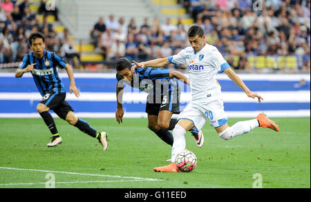 Mailand, Italien. 7 Mai, 2016: Manuel Pucciarelli scoring während der Serie A Fußballspiel zwischen FC Internazionale und Empoli FC. Bildnachweis: Nicolò Campo/Alamy Live-Nachrichten Stockfoto