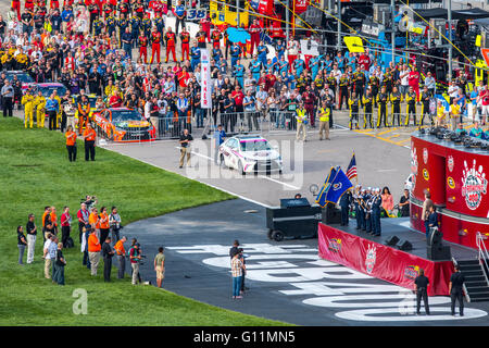 Kansas City, KS, USA. 14. März 2015. Kansas City, KS - 7. Mai 2016: Einen Überblick über die Rennstrecke am GoBowling 400-Wochenende auf dem Kansas Speedway in Kansas City, KS. © Csm/Alamy Live-Nachrichten Stockfoto