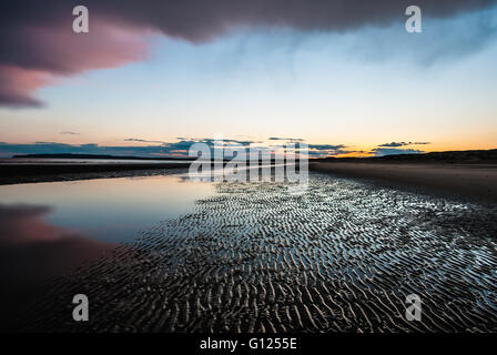 Camber Sands ist der Strand an dem Dorf von Camber (in der Nähe von Roggen), East Sussex, England. Es ist das einzige System der Sanddüne in E Sussex Stockfoto