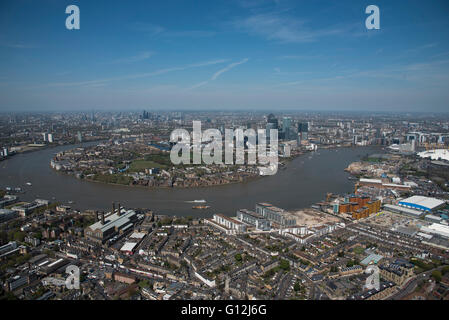 Bild zeigt London Canary Wharf und die Stadt nach Westen zeigen Stockfoto