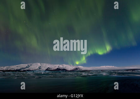 Nordlicht über Joekulsarlon Fluss Gletscherlagune, Aurora Borealis, Vatnajoekull Nationalpark, Island Stockfoto