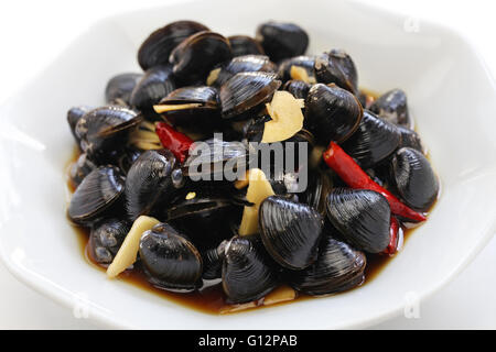 Süßwasser Muschel Ceviche, marinierte Fluss Clam, eingelegte asiatischen Muscheln, Taiwan Essen Vorspeise Stockfoto