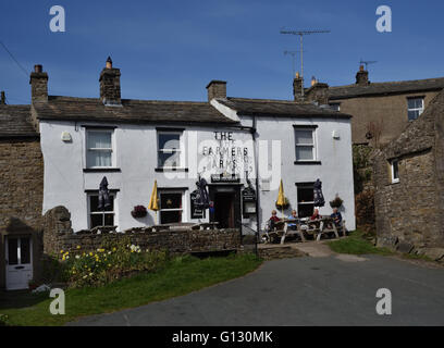 Die Farmers Arms Gastwirtschaft, Muker Dorf, Swaledale, Yorkshire Dales, North Yorkshire, England, UK. Stockfoto