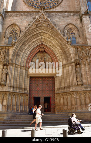 Basilica di Santa Maria del ist Mar eine imposante Kirche in der Ribera Viertel von Barcelona, Katalonien, Spanien, Europa Stockfoto