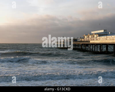 Surfs up in Torbay Stockfoto