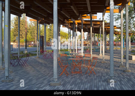 Confluence Plaza St. Patricks Insel am Rande des East Village Stockfoto