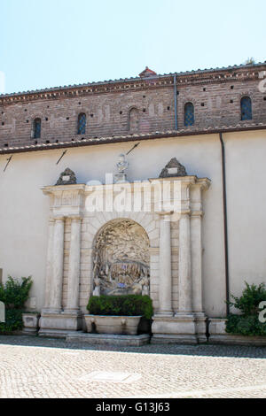 Brunnen "Schlafen Venus" im Hof der Villa d ' Este in Tivoli, Italien Stockfoto