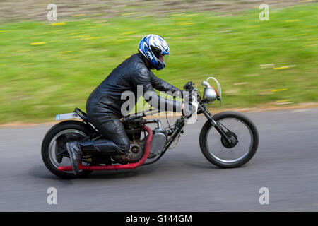 Chorley, Lancashire, Großbritannien. Mai 2016. Der Sprint, ist eine der am längsten stehenden Motorrad-Veranstaltungen in der Grafschaft hat sich zu einem wichtigen Ereignis auf dem Fahrrad-Kalender und hat eine engagierte Anhängern von engagierten Motorrad-Enthusiasten. Es verfügt über alle verschiedenen Arten von Fahrrädern von britischen bis japanischen gemacht, und sogar einige hausgemachte und maßgeschneiderte Motorräder. Stockfoto